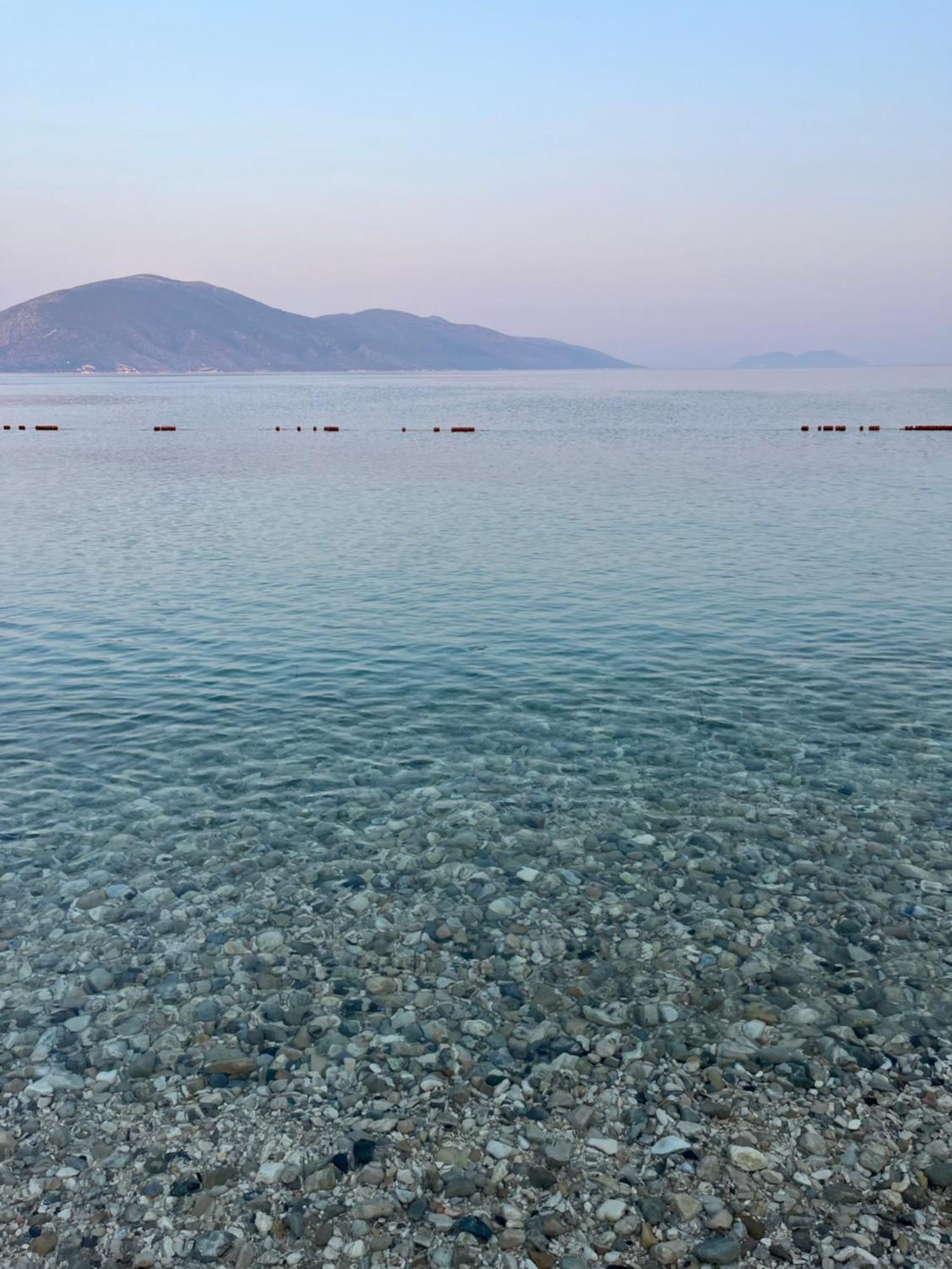 Hotel Garden Vlore Exterior photo