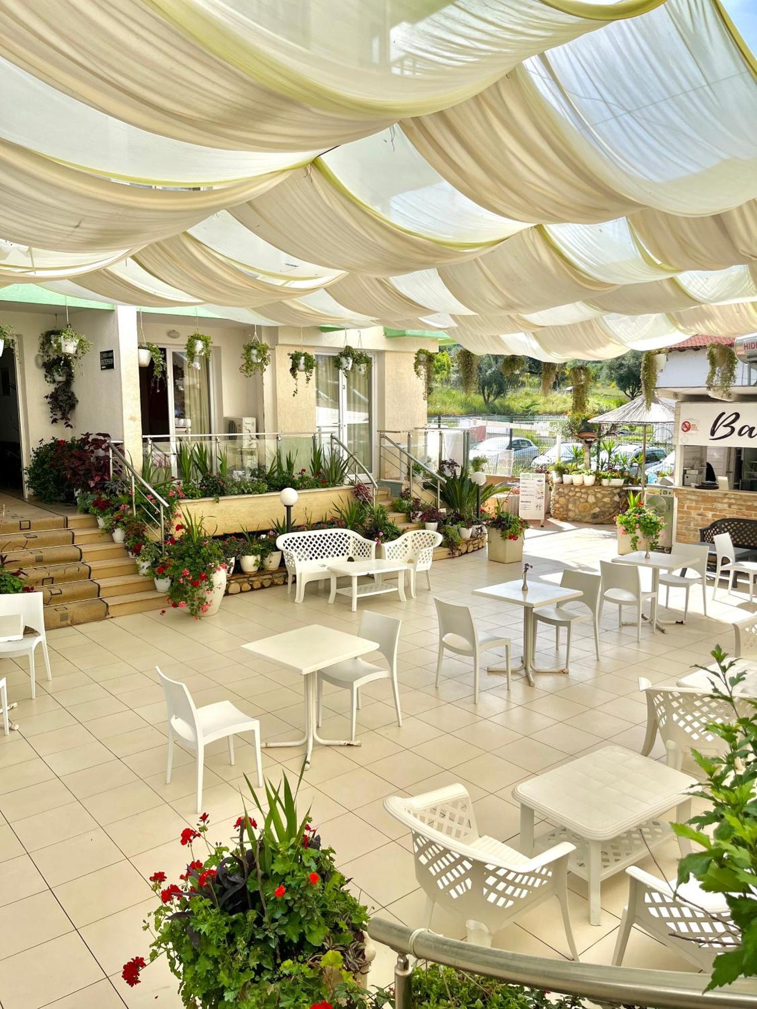 Hotel Garden Vlore Exterior photo