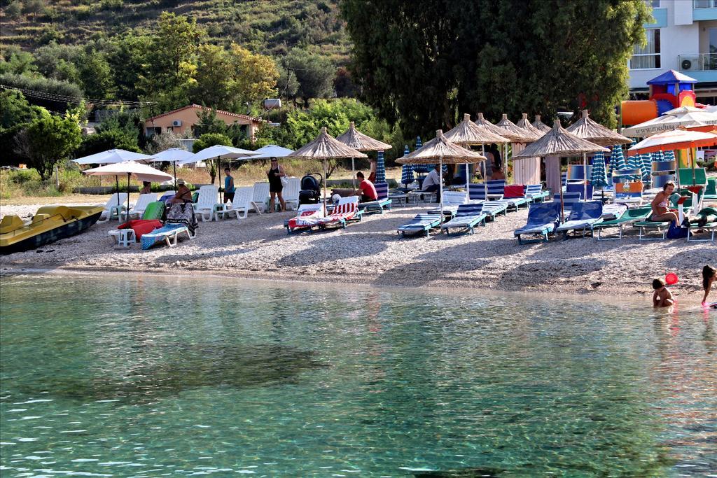 Hotel Garden Vlore Exterior photo