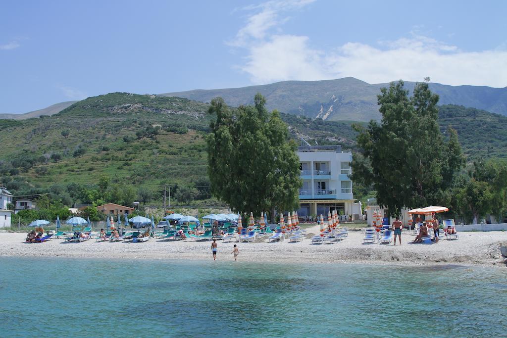 Hotel Garden Vlore Exterior photo